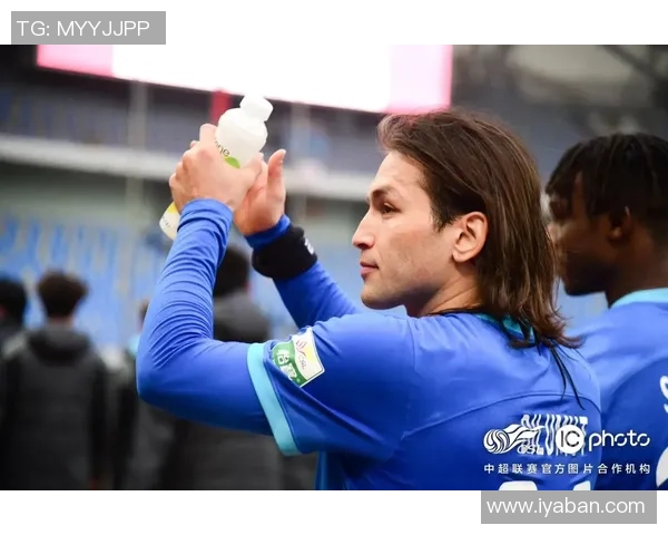 足球明星赠送鞋子给孩子们传递爱与希望的正能量行动